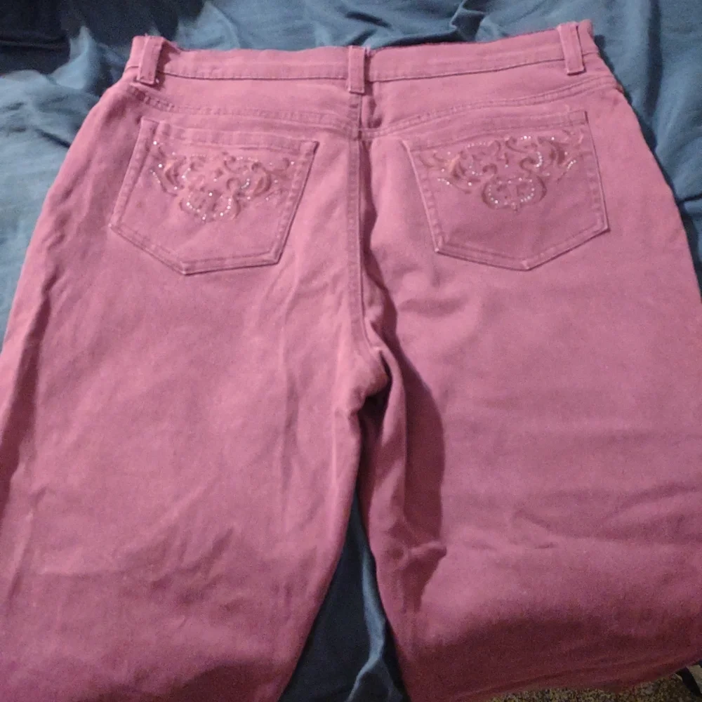 Gloria Vanderbilt Amanda Capri pants - Picture 4 of 6